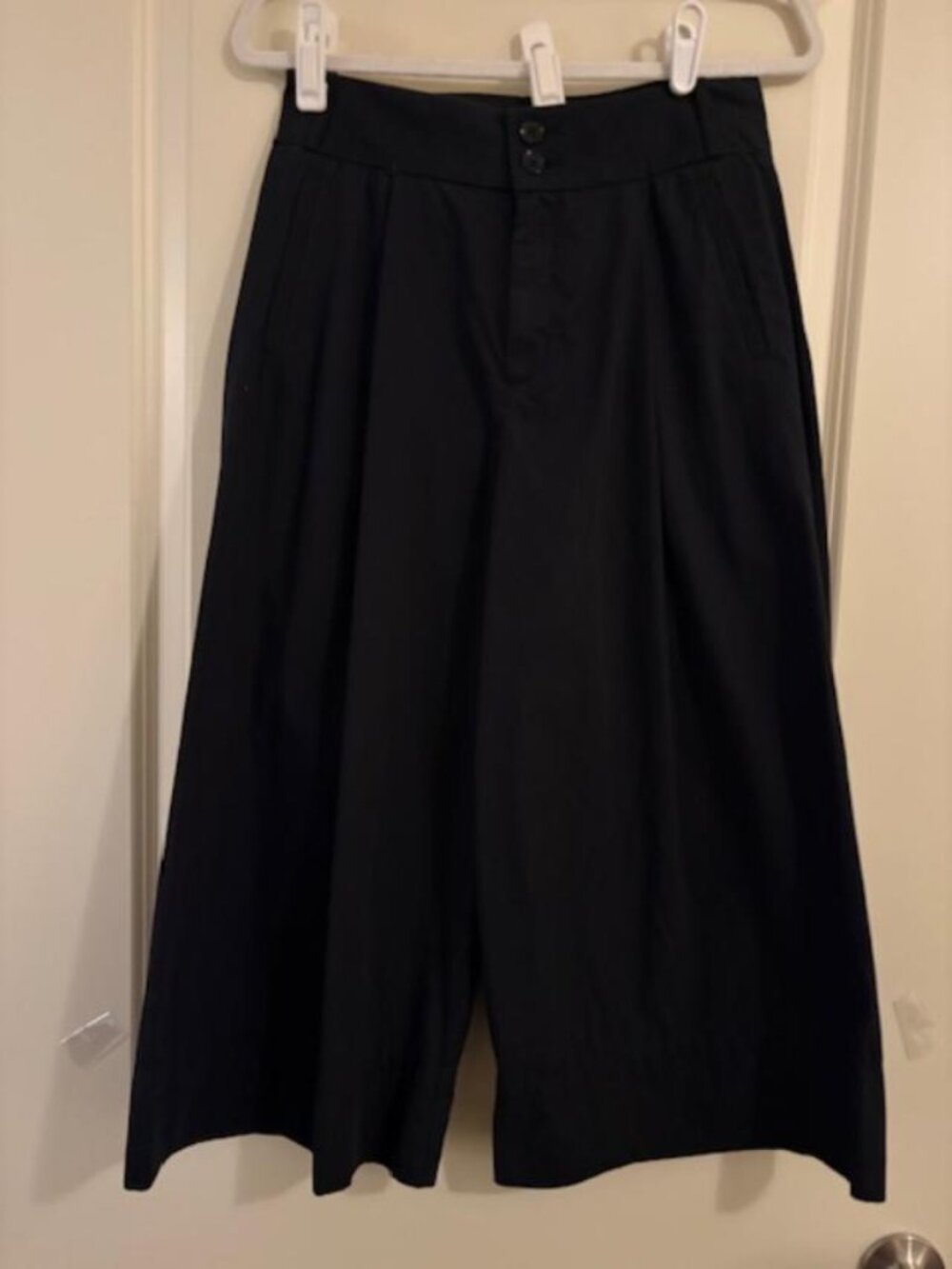 NWT Anthropologie Maeve Wide Leg Cropped Pant Cotton Size 2 Black Button Zip Fly